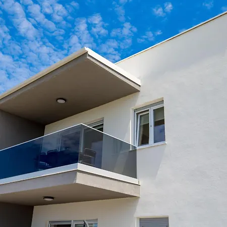 Amazing In With Wifi * Šimuni