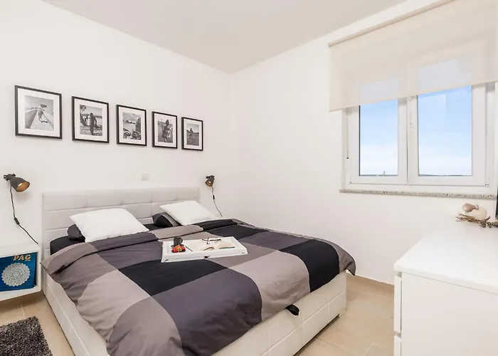 Amazing In With Wifi דירה Šimuni